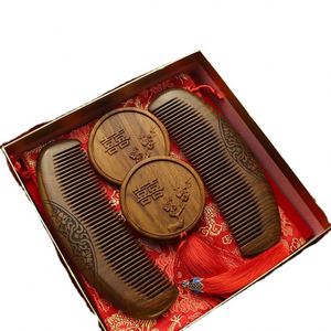 Cadeau de mariage de style traditionnel chinois pour la demoiselle d'honneur, peigne en bois, ensemble de souvenirs, cadeaux de remerciement en gros pour femmes - Product Image 1