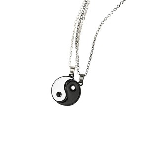 Collier pendentif cœur Yin Yang Tai Chi unisexe, bijoux culturels à porter au quotidien - Product Image 5