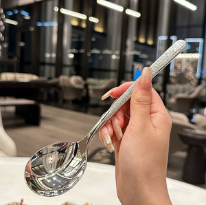 DFC0306 ช้อนซุปสแตนเลสแบบมีด้ามจับลายค้อน ขนาด 20 ซม. 19.8 มม. x 4.5 ซม. รับผลิตตามสั่งขายส่ง - Product Image 5