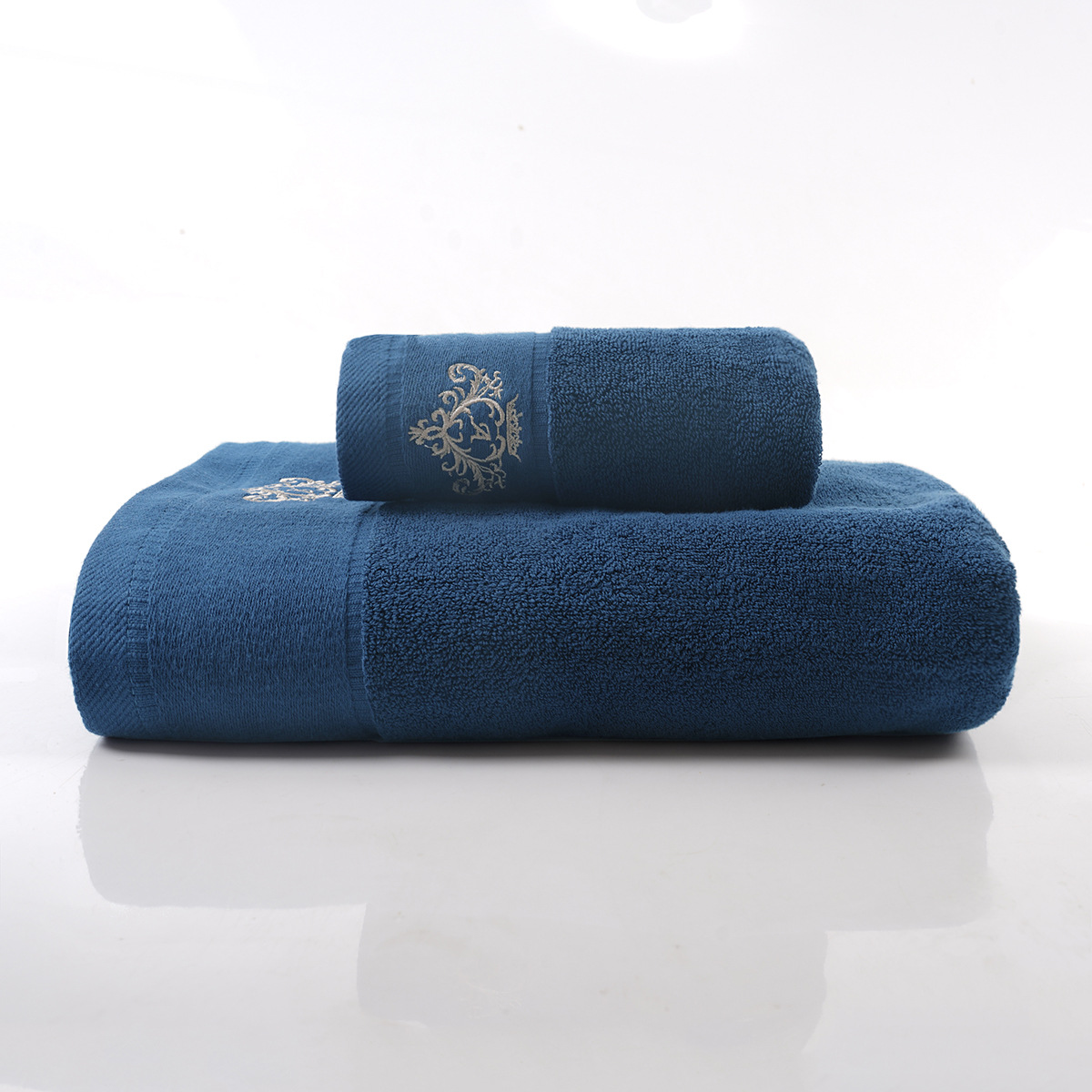 Couronne A Bleu Marine [2 Serviettes 1 Serviette de Bain]