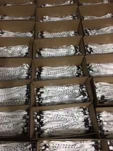 A buon mercato sublimazione stampa riflettente internazionale personalizzato evento LED luce su cordini con carta in PVC - Product Image 5