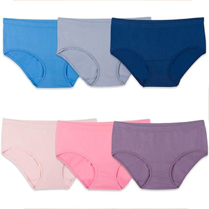 Culottes légères pour femmes avec un matériau ultra fin et respirant et une coupe minimaliste, parfaites pour l'été et les tenues superposées - Product Image 3