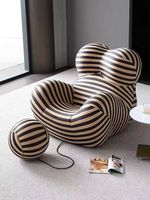 Chaise de canapé simple décontractée en tissu étreinte de mère réseau de designers minimalistes italiens chaise paresseuse de balcon rouge