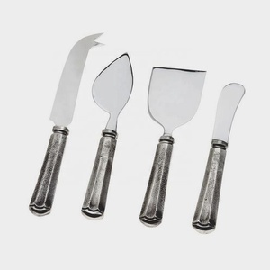 Cuchillos y esparcidores para queso Juego de queso con mango de aluminio antiguo forjado con juego de cubiertos con mango rústico - Product Image 1