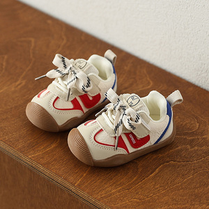 Automne printemps enfant en bas âge chaussures décontractées pour garçons et filles Anti-coup de pied en cuir de sport avec semelle souple bout fermé respirant - Product Image 1
