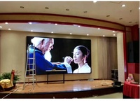 Disesuaikan resolusi tinggi P1.86 layar tampilan LED nada kecil Video dinding untuk iklan Digital dalam ruangan