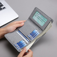 Dompet Kartu Kredit Lipat Tiga Slim Kanvas Pria dengan Slot Foto, Penutup Kancing, Pola Dua Warna, Merek DIENQI