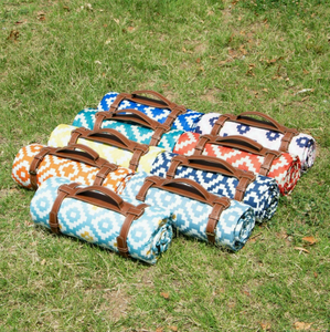 Manta de Picnic Plegable Extra Grande, Resistente a la Humedad y al Agua, Lavable a Máquina con Proceso Ultrasónico, para Acampar al Aire Libre y Playa - Product Image 6
