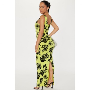 Vestido Casual de Mujer con Cuello Cuadrado Asimétrico, de Terciopelo, Personalizado, de Alta Calidad, Fabricado por OEM - Product Image 2
