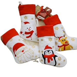 Venta al por Mayor de Artículos Navideños de Alta Calidad con Cualquier Diseño y Colores Vivos, Decoración Navideña de Santa Claus, Material de Poliéster Digital - Product Image 6