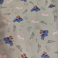 Papier d'emballage cadeau de Noël blanc en PVC enduit de haute qualité OEM avec logo personnalisable, rouleaux estampés à chaud, matériaux recyclés