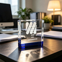 Plaque en cristal horizontale Neelpure, motif élancé gravé au laser 3D avec base bleu foncé, récompense