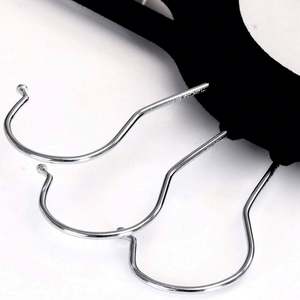 Porte-pantalons adulte en plastique antidérapant avec clip détachable, design floqué pour un séchage pratique, pour magasins de vêtements et vente en gros - Product Image 4