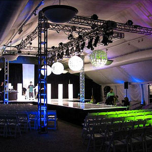 เสาค้ำสำหรับแสดงดนตรีสำหรับเวทีคอนเสิร์ตโครงยึดสำหรับดีเจโครงสร้างเวทีอะลู<span class=keywords><strong>มิ</strong></span><span class=keywords><strong>เนียม</strong></span>แบบเคลื่อนที่ได้ - Product Image 3