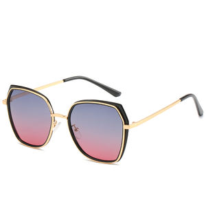 <span class=keywords><strong>Lunettes</strong></span> de soleil carrées <span class=keywords><strong>tendance</strong></span> <span class=keywords><strong>2022</strong></span>, <span class=keywords><strong>lunettes</strong></span> de soleil personnalisées pour femmes, <span class=keywords><strong>lunettes</strong></span> de soleil plates <span class=keywords><strong>tendance</strong></span> pour hommes - Product Image 3