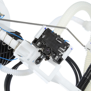 16117163295 Топливный фильтр для BMW E81 E87 E88 E91 E92 E93 X1 130i 320i 330i - Product Image 4