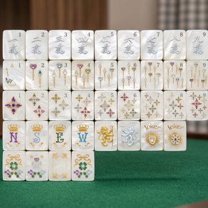 Fichas de Mahjong con Diseño Navideño Americano Moderno, Juego de 160 Fichas, Acrílico de Lujo Personalizado, Ecológico y Portátil - Product Image 4