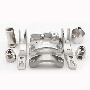 Accessoires de remplacement pour système de sécurité <span class=keywords><strong>en</strong></span> <span class=keywords><strong>fonte</strong></span> <span class=keywords><strong>ductile</strong></span>, comprenant des supports de disques de frein et d'étriers de frein à grande vitesse, fabriqués par coulée de sol de silice sur mesure - Product Image 1