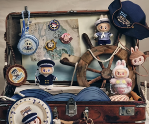 Giocattolo Trendy in Vinile Peluche da Appendere POP MART Flying LABUBU <span class=keywords><strong>Serie</strong></span> Sailor Captain MOKOKO Sirena, Originale all'Ingrosso - Product Image 2