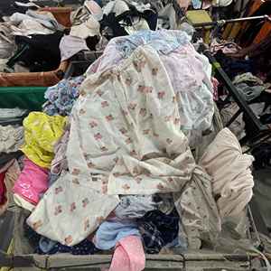 Pijamas de segunda mano para adultos, ropa de dormir de algodón para niños, pijamas usados en fardos de 80 kg - Product Image 3