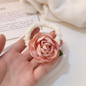 Bandeau fleur rétro haut de gamme Rose élastique <span class=keywords><strong>cheveux</strong></span> cravate Net célébrité Photo haute queue de cheval fleur forme bandeau - Product Image 3