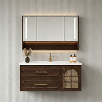 Armoire de salle de bain en PVC de style hôtelier avec surface résistante aux rayures et un grand espace de rangement