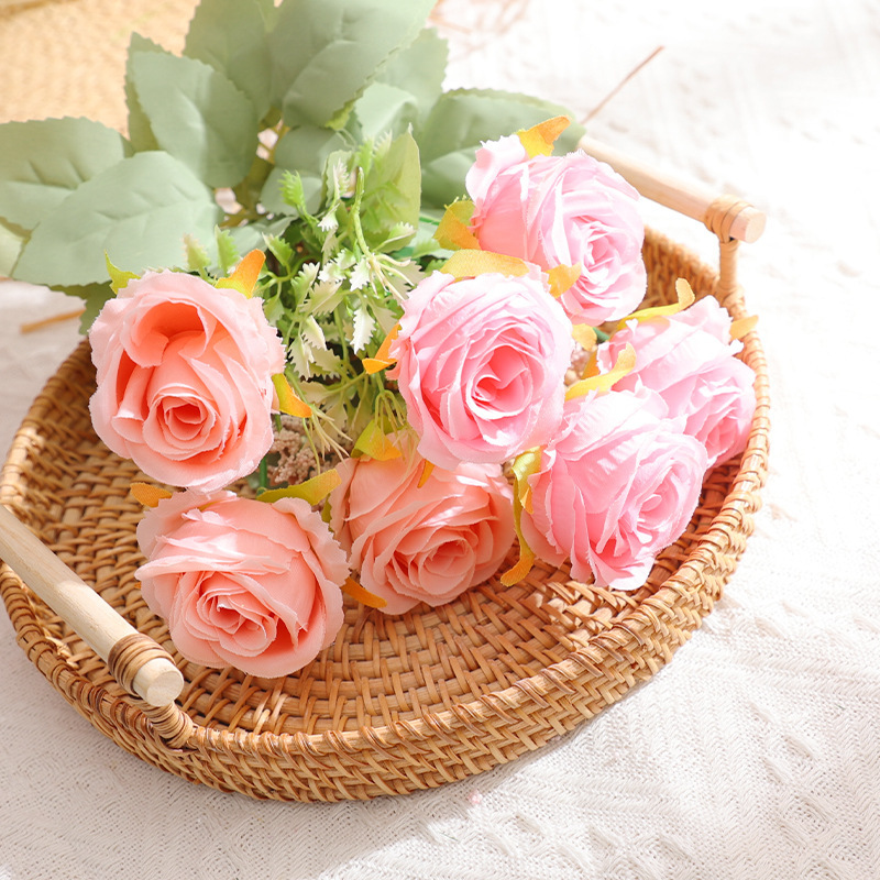 ช่อดอกกุหลาบขนาดเล็ก 6 หัว