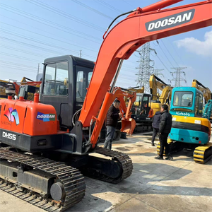 Mini-excavatrice Doosan DH55 d'occasion, modèle 2020, 5 tonnes, avec moteur, boîte de vitesses, pompe, roulement, en vente - Product Image 4