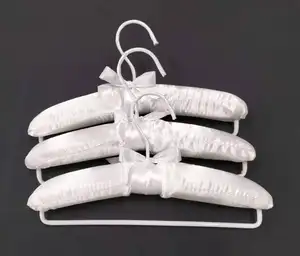 Custom White Kids Baby Children Premium Non-slip Clothing Coat Fabric Soft sponge Hanger