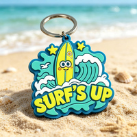 Nouveau porte-clés en caoutchouc souple sur le thème du surf, vente en gros, porte-clés 3D en forme de planche de surf, porte-clés personnalisé en PVC et silicone pour sac