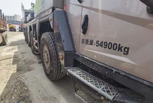 Grue sur camion d'occasion Zoomlion 130 tonnes, modèle ZTC130L8, avec flèche de 85 m, moteur Weichai, pompe et composants essentiels (moteur et boîte de vitesses) - Product Image 5