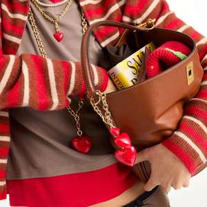 KC203 Llavero de moda al por mayor, chapado en <span class=keywords><strong>oro</strong></span> cobre, con colgante de corazón hinchado y voluminoso para bolso, Día <span class=keywords><strong>Nacional</strong></span> - Product Image 2