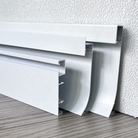 Plinthes en aluminium gris LED Plinthes étanches en métal pour mur et anse de base Garniture moulée