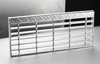 Marchepied antidérapant en acier de fabrication chinoise avec bordure à motif damier, résistant aux intempéries, pour plateforme extérieure