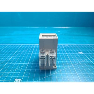 Protecteur de circuit Fuji CP32FM/2 CP32F-M002 d'occasion – Pièces détachées d'équipement semi-conducteur ancien - Product Image 4