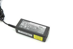 Vente chaude 65W ordinateur portable adaptateur secteur chargeur 19v 3.42a tout nouveau chargeur 5.5*1.7 pour ordinateur portable <span class=keywords><strong>Acer</strong></span> - Product Image 5