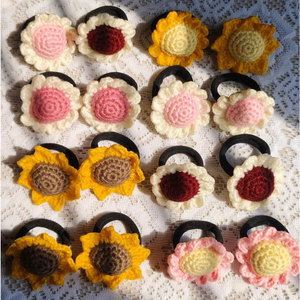 Bandeau cheveux au crochet fait main très tendance pour filles, adorable bandeau cheveux tournesol au crochet, élastique pour cheveux pour femmes - Product Image 3