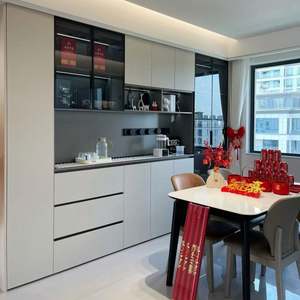 Aparador Moderno de Madera Maciza de Lujo, Estilo de Diseño Chino para Comedor y Sala de Estar con Funciones de Almacenamiento y Exhibición de Vinos - Product Image 2