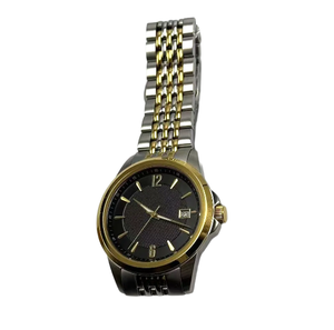 <span class=keywords><strong>Montre</strong></span> à quartz pour <span class=keywords><strong>homme</strong></span> en or et argent avec cadran <span class=keywords><strong>noir</strong></span> texturé, fenêtre de date, <span class=keywords><strong>bracelet</strong></span> en métal entrelacé et design intemporel et sophistiqué - Product Image 2