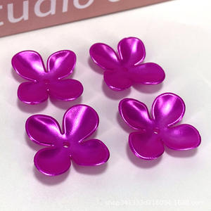 Perles de bijoux en acrylique colorées de 27 mm, motif fleur à quatre feuilles, pour la création de bracelets et colliers DIY - Product Image 6