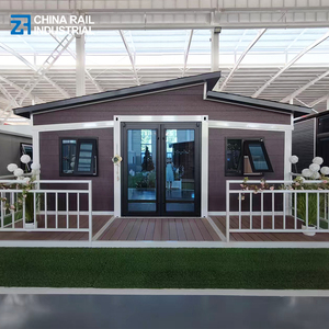 Maisons préfabriquées modernes : petites maisons conteneurs extensibles de 30 pieds, alimentées à l'énergie solaire - Product Image 1