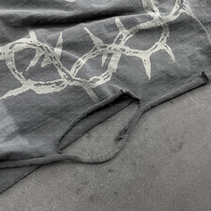 T-Shirt Personalizzata con Stampa Serigrafica in Cotone, Effetto Vintage Strappato e Sbiadito, Doppio Strato Senza Maniche per Uomo - Product Image 6