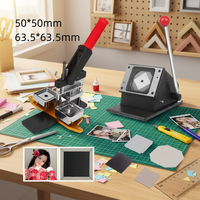 Machine professionnelle 2026 pour badges bouton DIY 50*50mm / 63.563.5mm et aimants de réfrigérateur carrés