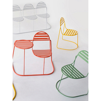 Design minimaliste moderne et luxueux avec table et chaises d'extérieur intégrées en métal multicolore Ensemble de meubles de jardin et de chaises