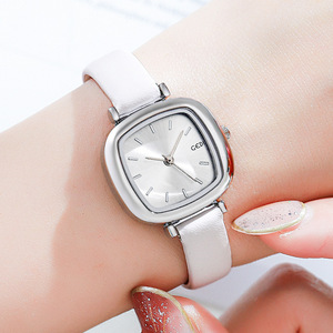 Women's Gold-Tone <b>Watch</b> with <b>Black</b> Dial – a Stylish, Minimalist Best-Seller - Product Image 4