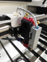 Machine de gravure et de découpe laser de bureau haute précision JQLASER avec module de refroidissement intégré, tube laser RF/verre
