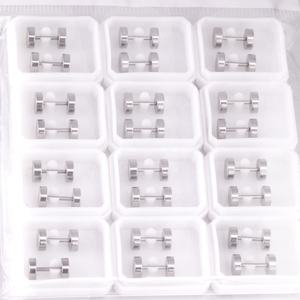 Boucles d'oreilles clous hip-hop en acier inoxydable gravables, à dessus plat, pour la vente en gros de bijoux de fabricant, idéales pour les fêtes - Product Image 3