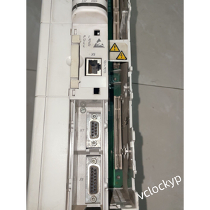 Servomotores Lenze 9400 E94ASHE0074 Nuevos - Product Image 1