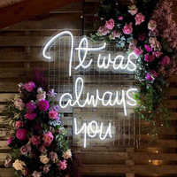 Décorations de vitrine de magasins Enseigne au néon Lettres LED illuminées Enseigne au néon de mariage Enseigne au néon d'amour