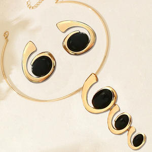 Conjunto de Collar y Pendientes de Aleación en Forma de Caracol Espiral 2025, Accesorio Elegante y Superventas - Product Image 2